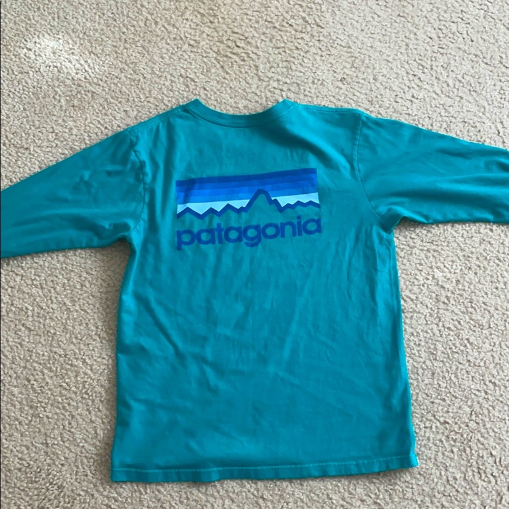 Patagonia Shirt - Picture 2 of 2